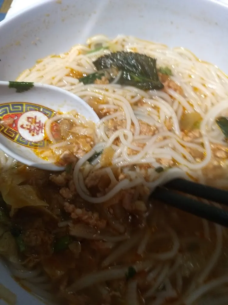 Vermicelli Soup Try with Momthom That Purple Stinky Shrimp Sauce